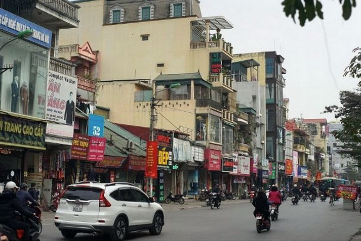 Từ ngày 21-8, Hà Nội hạn chế taxi, xe hợp đồng dưới 8 chỗ trên phố Khâm Thiên